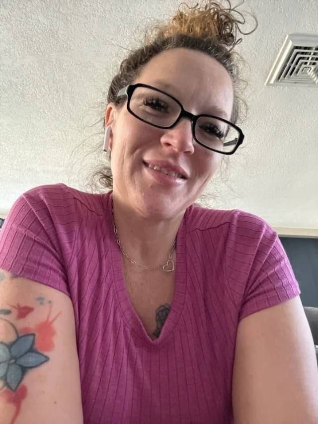 NO PAYMENT REQUIRED- SEXY SINGLE MOM FOR MEET AND FUCK AS LONG AS YOU KNOW HOW TO USE YOUR DICK 🍆🍑🍆💦. - Image 2